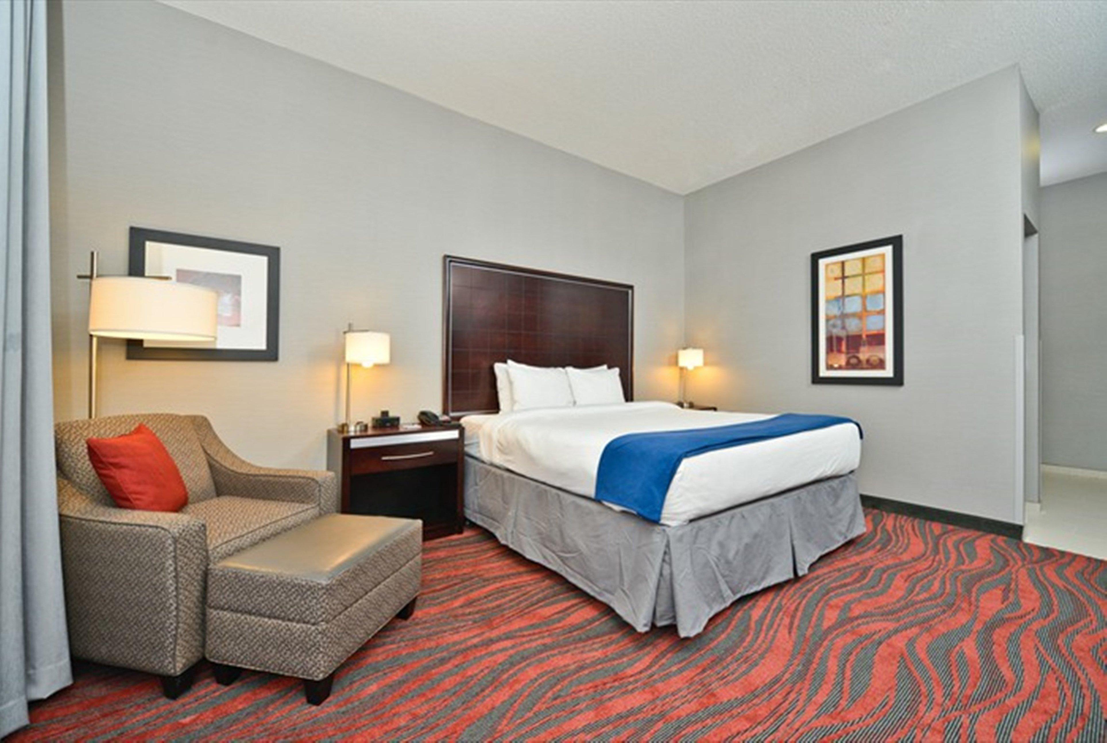 Holiday Inn Express & Suites Utica By Ihg מראה חיצוני תמונה