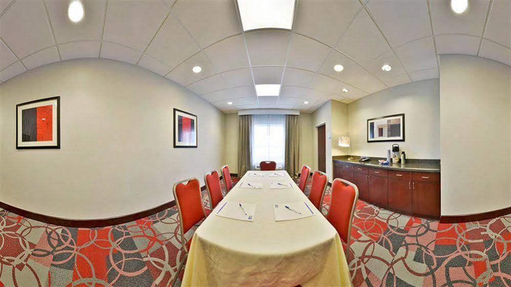 Holiday Inn Express & Suites Utica By Ihg מראה חיצוני תמונה